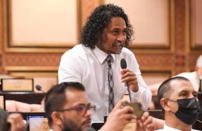އަދުލު އިންސާފުގެ ވާހަކަ ދައްކަން އިދިކޮޅުން ލަދުގަންނަން ޖެހޭނެ: ޣަނީ