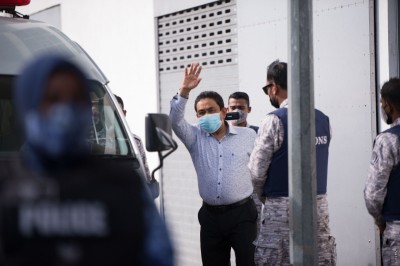 ހުކުމާއެކު ހަނދާން ކުރީ ފުރާޅުން ޓިނު ނެގި ދުވަސް