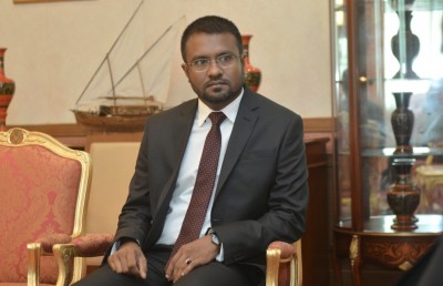 ފަނޑިޔާރުން ހައްޔަރުކުރި މައްސަލާގައި ޔާމީނަށް ދައުވާ ކުރަންޖެހޭ: މުހުތާޒު
