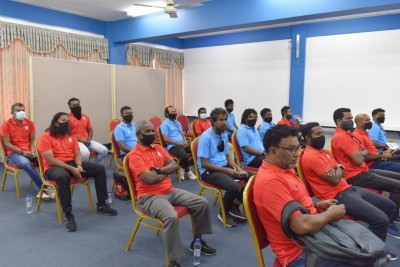 އެފްއޭއެމްގެ ބީ ލައިސެންސް ކޯހަށް ވަނުމުގެ ފުރުސަތު ހުޅުވާލައިފި