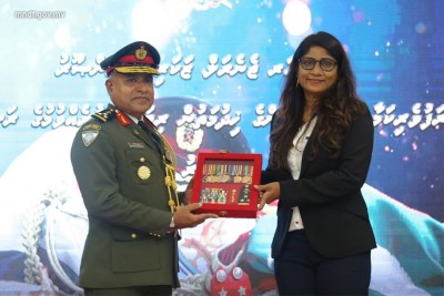 ޒަކަރިއްޔާ މަންސޫރު، ސިފައިންގެ ހިދުމަތުން ޝަރަފުވެރިކަމާއެކު ރިޓަޔާ ކުރައްވައިފި
