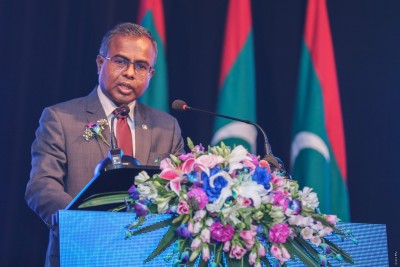 ޝައިޚް ޙަސީނާއަށް އިސްތިގުބާލު ކުރާން ސްޓޭޓް މިނިސްޓަރަކު ވަޑައިގަތުމުން، ޑރ. ދީދީގެ ފާޑުކިޔުން!