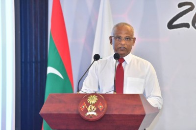 ދެވޭ ތައުލީމާ އެއްވަރަށް ތަމްރީނުދީ މުޖުތަމައަށް ލޯހުޅުވަދޭންޖެހޭ: ރައިސް