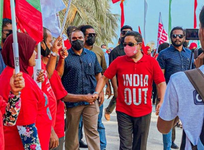 "އިންޑިއާ އައުޓް" ފެތުރެނީ ބަލިމަޑުކަމަކަށް ވުރެ ހަލުވިކޮށް: ޔާމީން