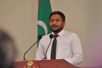 އިންޑިއާއާ ދެކޮޅަށް ކެމްޕެއިނުކުރަން ރަށްރަށަށް ދިއުމުން ފެންނާނީ މި ސަރުކާރުގެ ތަރައްގީ: އަލީ ޒާހިރު