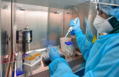 ކްރިސްޓަލް މެޑިކަލްސްއިން ޕީސީއާރު ޓެސްޓު ހަދަން ފަށައިފި