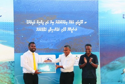 މާފުށީ ޕިކްނިކް އައިލެންޑް ރަސްމީކޮށް ކައުންސިލާ ހަވާލުކޮށްފި