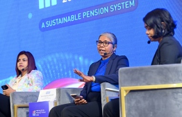 ޕެންޝަންގެ އަސާސްތަކާ ރާއްޖެ ވަނީ ހިލާފުވެފައި، ޑަބަލް ޕެންޝަން ދިނުން ހުއްޓާލަން ޖެހޭ: ރޮބާޓް