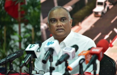 މޯލްޑިވިއަންގެ ދަތުރުތައް އިރުކޮޅަކަށް ހުއްޓިދާނެ ކަމުގެ ބިރު!