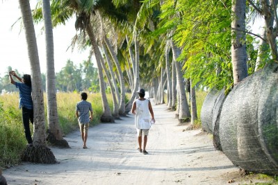 ބިކިނީގައި ފަތުރުވެރިން އުޅޭތީ ތޮއްޑޫ ކައުންސިލުން ހޭލުންތެރިކުރަނީ