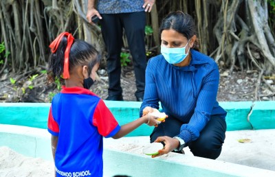 އެއްފަހަރާ ގިނަ މަޝްރޫއުތަކުން މި ހަތަރު ރަށަށް ހިތްހަމަޖެހުން