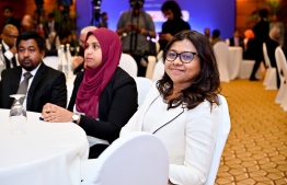 ޕެންޝަންގެ އަސާސްތަކާ ރާއްޖެ ވަނީ ހިލާފުވެފައި، ޑަބަލް ޕެންޝަން ދިނުން ހުއްޓާލަން ޖެހޭ: ރޮބާޓް