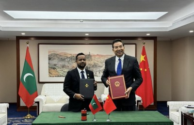 މާލެ އާއި ވިލިމާލޭގެ މަގު ހެދުމުގެ މަޝްރޫއުގެ އެލްއޯއީގައި ޗައިނާއާއެކު ސޮއިކޮށްފި