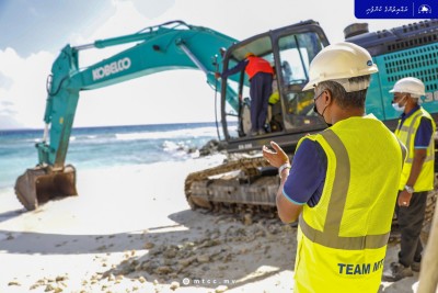 މުރައިދޫ ބަނދަރުގެ މަސައްކަތް ފަށައިފި، ނުރައްކާތެރި އެތައް ހާދިސާއަކަށްފަހު ބޮޑު ހިތްހަމަޖެހުމެއް