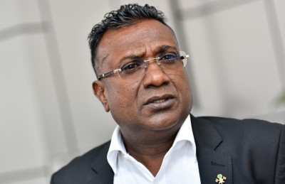 ޖާބިރަށް ވިއްކި ކަމަށް ބުނާ އަތަމާޕްލާޒާއަށް ފުލުހުން ގޮސް "ވެރިފަރާތާ" ހަވާލުކޮށްފި
