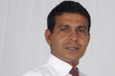 ފުވައްމުލަކުގެ ކުރީގެ މޭޔަރަށް ޕްލޭނިންގެ ޑެޕިއުޓީ މިނިސްޓަރުކަން