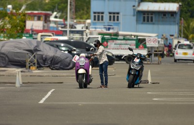 ލައިސަންސް ޓެސްޓް ހެދުމުގެ އުސޫލު ބަދަލުކޮށް، ތާޑް ޕާޓީ އިންޝުއަރެންސް ޕޮލިސީ ބަދަލުކުރަނީ