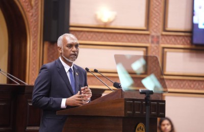 އަވަސް އަރުވާލައިގެން ރައީސް ވަކިކުރެވޭ ގޮތަށް ގަވައިދަށް ގެނައި އިސްލާހު ބަދަލުކޮށްފި
