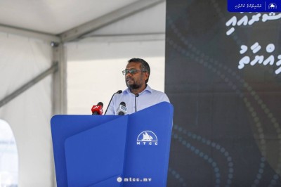 މަތިކޮމަންޑޫގެ މަޝްރޫއު ހުއްޓުވުމަށް ބަޔަކު މަސައްކަތް އެބަކުރޭ: ފައްޔާޒު