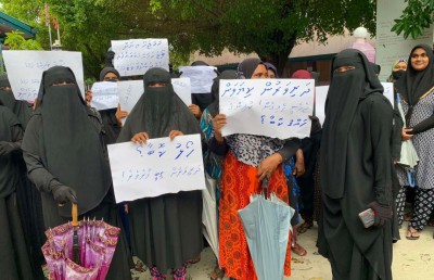 ކްލާސްރޫމަށް ވާރޭވެހޭ މައްސަލަ ހައްލުނުކުރެވުމުން ހިރިލަންދޫ ބެލެނިވެރިން ސްކޫލު ބަންދުކޮށްްފި