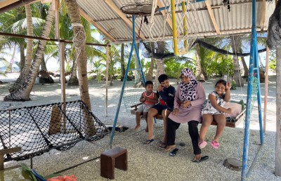 ފުވައްމުލަކުން ގެއެއް: ތެޅިގަލް ފައުރު ތެރެއިން އެހެން ޒަމާނަކަށް