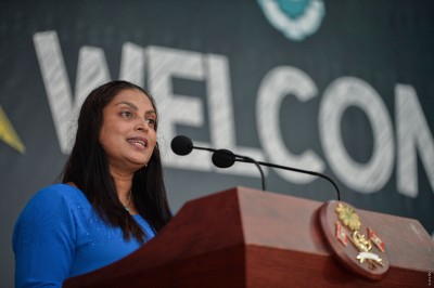 މުދައްރިސުންގެ މުސާރަ ގުޅިފައިވަނީ ރާއްޖޭގެ ތަރައްގީއާ: އައިޝަތު އަލީ