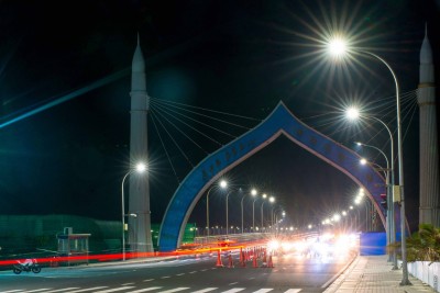 ހަތް ވެހިކަލެއް ޖެހި ހައިވޭގައި އެކްސިޑެންޓެއް، އެއްވެސް މީހަކަށް އަނިޔާއެއް ނުވޭ