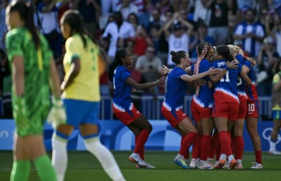 ރަން މެޑަލް އެމެރިކާއަށް، ބްރެޒިލަށް އޮތީ އިންތިޒާރު