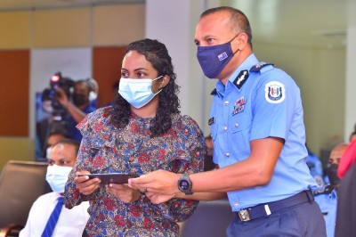 ބޮޑީ ކެމެރާގެ ސަބަބުން ފުލުހުން މިހާރަށްވުރެ ޒިންމާދާރުވާނެ: ޝައުނާ