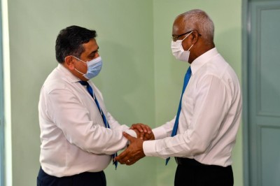 އަންހެނުންގެ ހައްގުތައް ހިމާޔަތް ކުރުމަށް، ކެނޑިނޭޅި މަސައްކަތް ކުރާނަން: ރައީސް