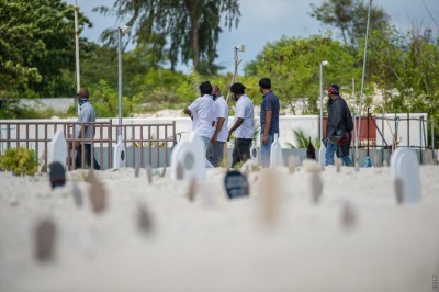ކޮވިޑް ޖެހިގެން އެޑްމިޓްކުރި، އުމުރުން ދުވަސްވީ މީހަކު މަރުވެއްޖެ