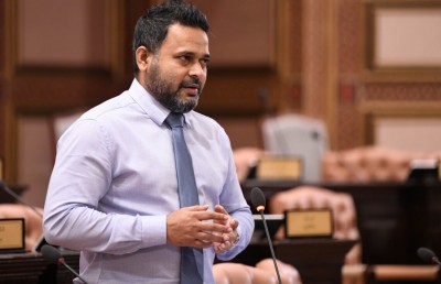 މަދަރުސަތުލް އިފްތިތާހުގެ މައްސަލަ މަޖިލިސް ކޮމިޓީއަށް
