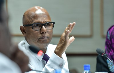 އާސަންދައިން 250 މިލިއަން ނުދީ އެބައޮތް، އޭޑީކޭ ހުއްޓުމަކަށް އައުމުގެ ބިރު އެބައޮތް: ނާޝިދު