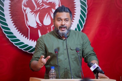 ރައީސް ޔާމީން އެ ކުރައްވަނީ ފުރާނަ އަތްމައްޗަށް ލައިގެން ނުރައްކާތެރި މަސައްކަތެއް: ޝިޔާމް