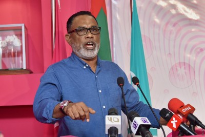 ޝަރީފަށް ސްޓެލްކޯގެ އެމްޑީކަން ދިނީ މި ސަރުކާރު އޭނާ ދެކެ ގަންނަ ބިރެއްގެ ބޮޑުކަމުން: އަދުރޭ