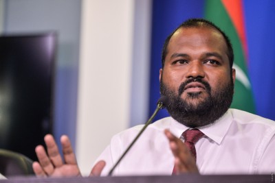 ރެޑް ނޯޓިސް ނެރުނަސް، ޢަލީ އަދި ހައްޔަރެއް ނުކުރެވޭ