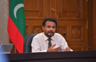 ރައީސުލްޖުމްހޫރިއްޔާގެ ލީގަލް ކައުންސެލް ވަޒީފާއިން ވަކިކޮށްފި