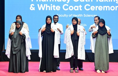 ވިލާ ކޮލެޖުގެ ފާމަސީ ޑިގްރީގެ ދެ ވަނަ ބެޗުގެ ދަރިވަރުން ހުވާކޮށްފި