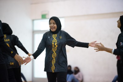 އެންމެ ފަހުގެ ޗެމްޕިއަން އެމްއެންޔޫބީއެސް ބަލިކޮށް އަންހެން ޑިވިޝަންގެ ތަށި އެސްއެންއަށް