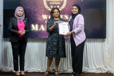 ރަފީ ޖަމިއްޔާއިން ހަތަރު ދާއިރާއަކުން އަންހެނުންނަށް އެވޯޑު ދީފި