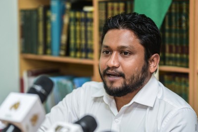 ޢަލީ ޒާހިރުގެ ޓުވިޓާ "ހެކްކުރި" މައްސަލަ އަދިވެސް ނުނިމޭ