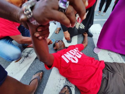 މުޒާހަރާގެ ތެރެއިން 11 މީހަކު ފުލުހުންގެ ބެލުމުގެ ދަށަށް