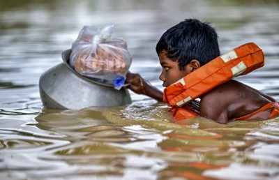 ބަންގްލާދޭޝްގައި ފެން ބޮޑުވެ 300،000 މީހުން ވަގުތީ ހިޔާތަކަށް