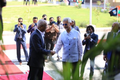 އައްޑޫގައި ގާއިމްކޮށްފައިވާ ޕޮލިސް ކޮލެޖު ރައީސް ހުޅުވައިދެއްވައިފި