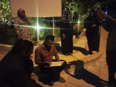 އާމިންދައްތަ ހައްޔަރުކޮށްފައިހުރީ ނުހައްގުންކަމަށް ބުނެ ޕެޓިޝަނެއްގައި ސޮއިކުރަނީ