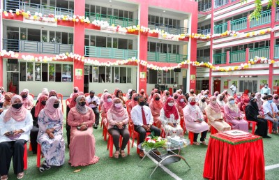 ސިއްހީ ހިދުމަތްތެރިންނޭ އެއްގޮތަށް ޓީޗަރުންގެ ރޯލު ފާހަގަކުރުމަކީ ޒިންމާއެއް: މިނިސްޓަރު