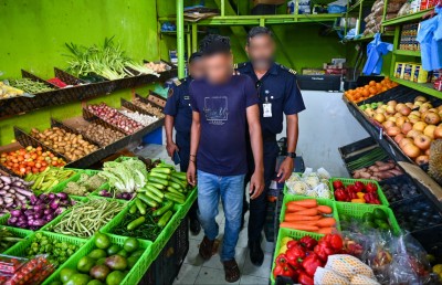 އިމިގްރޭޝަންގެ އޮފިސަރުން ފެނުމާ އެކު ބައެއް މީހުން ދުއްވައިގަތީ ފިލަން!