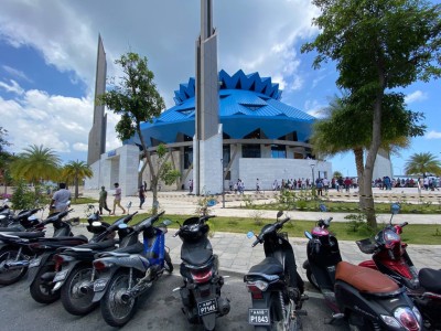 ސަލްމާން މިސްކިތް ކައިރީގައި ޕާކިންޒޯނެއް ހަދަން ސަރުކާރުން އެއްބާރުލުމެއް ނުދޭ: މޭޔަރު