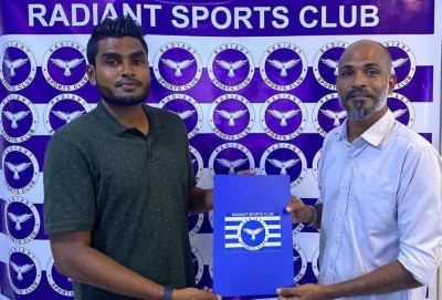 ރޭޑިއަންޓުގެ ކޯޗަކަށް ސޮބާ