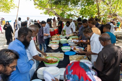 ކުޑަފަރީ ބޮޑު މާހެފުން ބޭއްވީ ސިޔާމްގެ ހެޔޮއެދުންތަކާއެކު